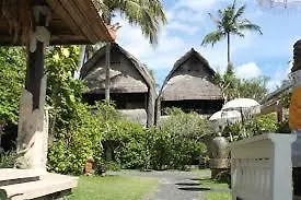 Hotel Anom 2*