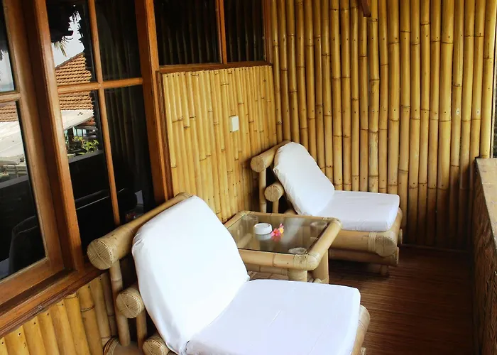 Hotel Anom 2*