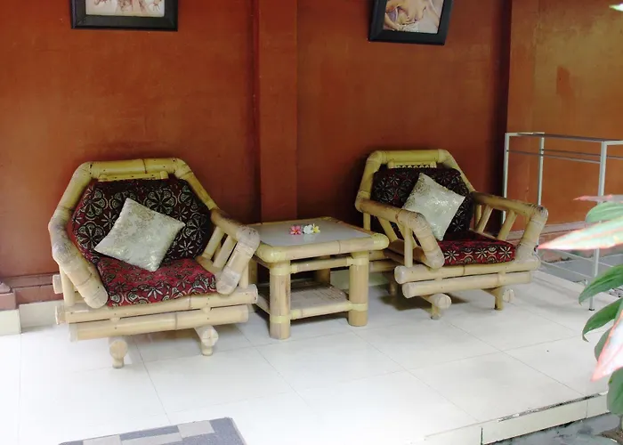 Hotel Anom