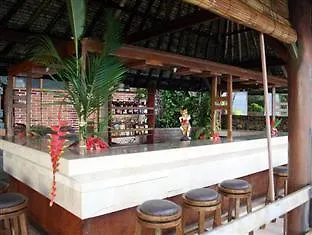 Hotel Anom 2*